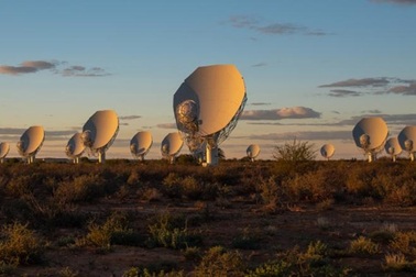 Hệ thống kính viễn vọng có thể cùng lúc “nghe – nhìn” vũ trụ