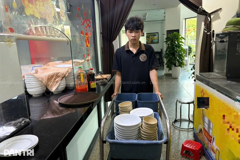 Gia cảnh quá éo le ngăn ước mơ giảng đường của chàng trai người Dao - 3 Gia cảnh quá éo le ngăn ước mơ giảng đường của chàng trai người Dao - 3