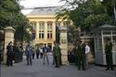 Khi tòa không gửi giấy triệu tập người có quyền lợi và nghĩa vụ liên quan