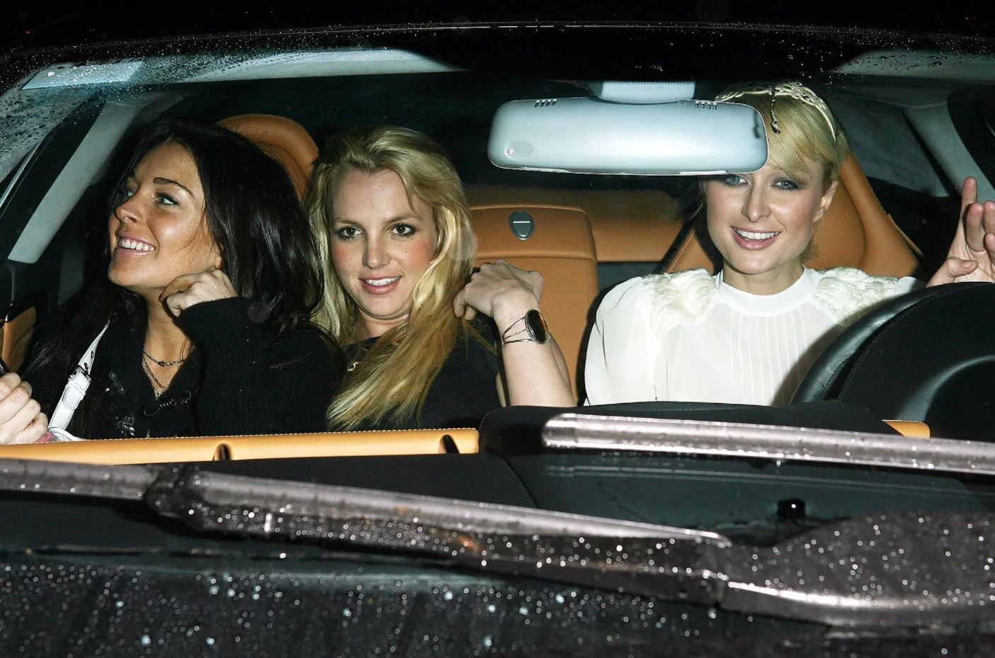 Britney, Paris, Lindsay: 15 năm đi qua, cuộc đời nay quá khác... - 10 Britney, Paris, Lindsay: 15 năm đi qua, cuộc đời nay quá khác... - 10