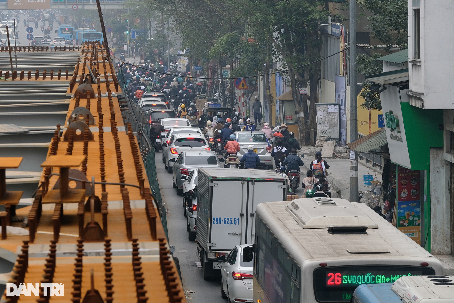 Hợp long cây cầu chữ C đầu tiên tại Hà Nội - 8 Hợp long cây cầu chữ C đầu tiên tại Hà Nội - 8