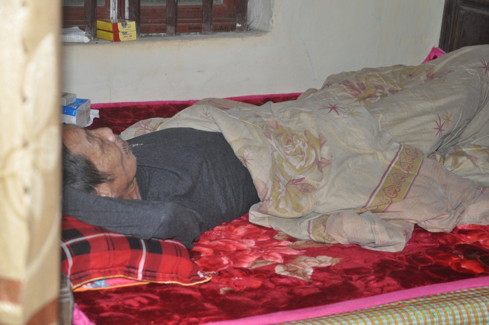 Xót xa cảnh người mẹ sinh 3 bé yếu ớt, một bé mãi mãi ra đi...2 bé nằm cấp cứu! - 7 Xót xa cảnh người mẹ sinh 3 bé yếu ớt, một bé mãi mãi ra đi...2 bé nằm cấp cứu! - 7