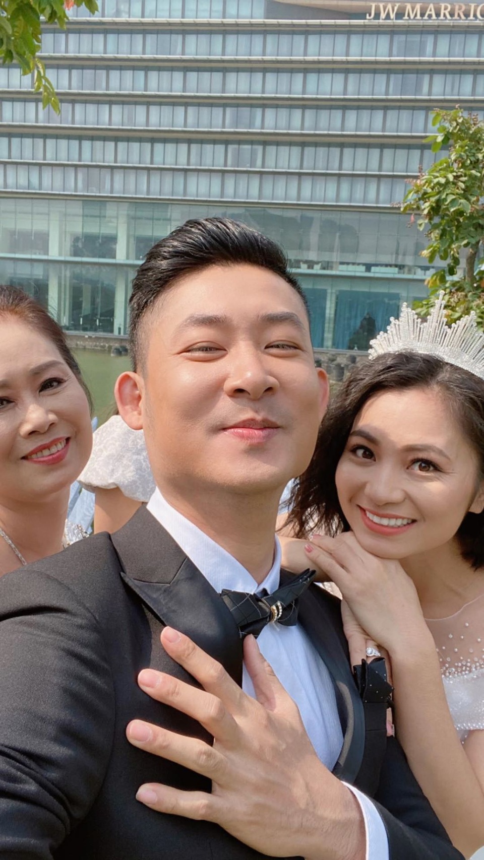 Hồng Đăng, Hồng Diễm, Ngọc Quỳnh nói gì về kết phim “Hoa hồng trên ngực trái”? - 2