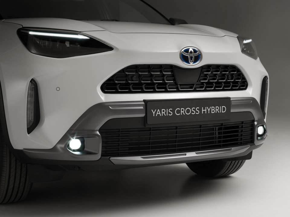 Toyota Yaris Cross Adventure 2021 chào sân, phân khúc miniSUV thêm sôi động - 9 Toyota Yaris Cross Adventure 2021 chào sân, phân khúc miniSUV thêm sôi động - 9