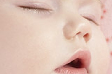 Đoán bệnh qua cách ngủ của trẻ