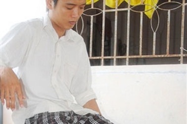 Bệnh nhân đòi bệnh viện... trả chân