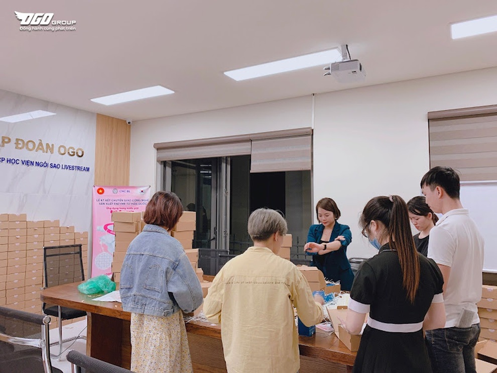 Điểm mặt quà 20/10 của các công ty, Tập đoàn OGO gửi tặng những món quà ý nghĩa đến đối tác thân yêu - 2 Điểm mặt quà 20/10 của các công ty, Tập đoàn OGO gửi tặng những món quà ý nghĩa đến đối tác thân yêu - 2