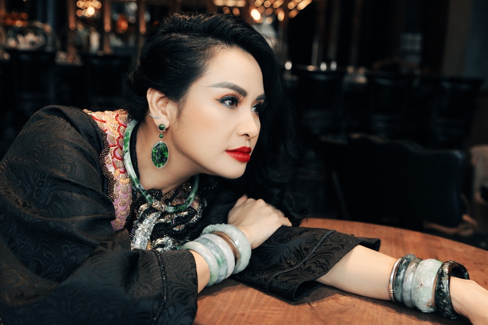 Thanh Lam hát “Màu Hoa Đỏ” tri ân bố mẹ - 6 Thanh Lam hát “Màu Hoa Đỏ” tri ân bố mẹ - 6