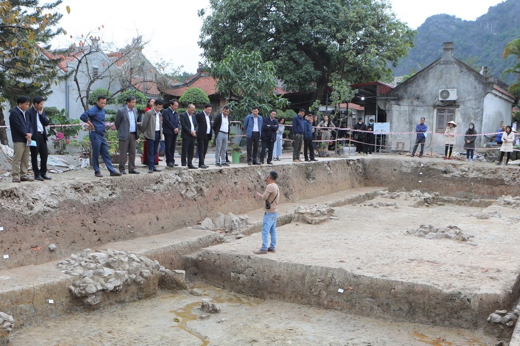 Phát lộ Cấm thành và Hoàng thành kinh đô Hoa Lư xưa - 1