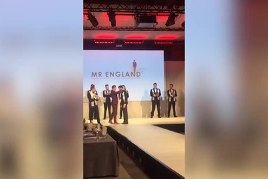 Kỹ sư tên tửa 27 tuổi trở thành Hoa vương Thế giới 2019