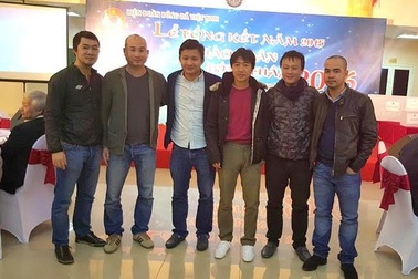 HLV Miura kém vui đi dự tiệc tất niên VFF