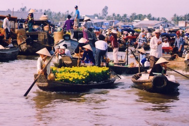 Phát triển du lịch: Miếng bánh 35 tỷ USD và "đầu tư" của Chính phủ