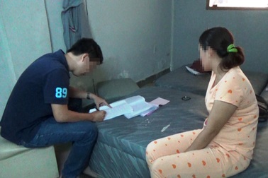 Nhiều chủ cơ sở dịch vụ nhạy cảm “ngại” ký cam kết chống mại dâm