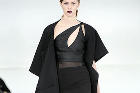 BST đông 2010 của Antonio Berardi