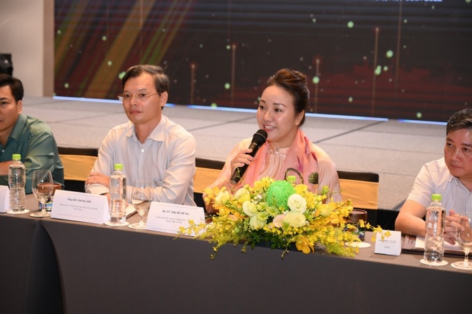 Trưởng BTC cuộc thi Hoa hậu Du lịch Quốc tế 2022 tại Việt Nam Vũ Thị Mỹ Dung phát biểu tại buổi họp báo công bố Việt Nam đăng cai vòng chung kết Hoa hậu Du lịch Thế giới 2022 ngày 8/11 ở thành phố Vĩnh Yên, Vĩnh Phúc.