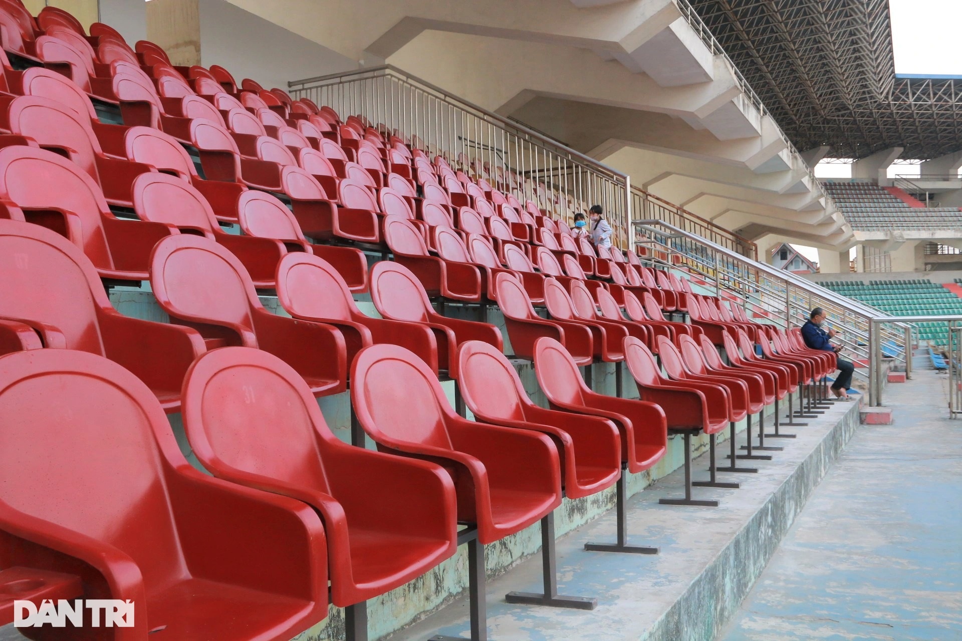 Chảo lửa 22.000 chỗ ngồi ở Ninh Bình sẽ hồi sinh trở lại - 6