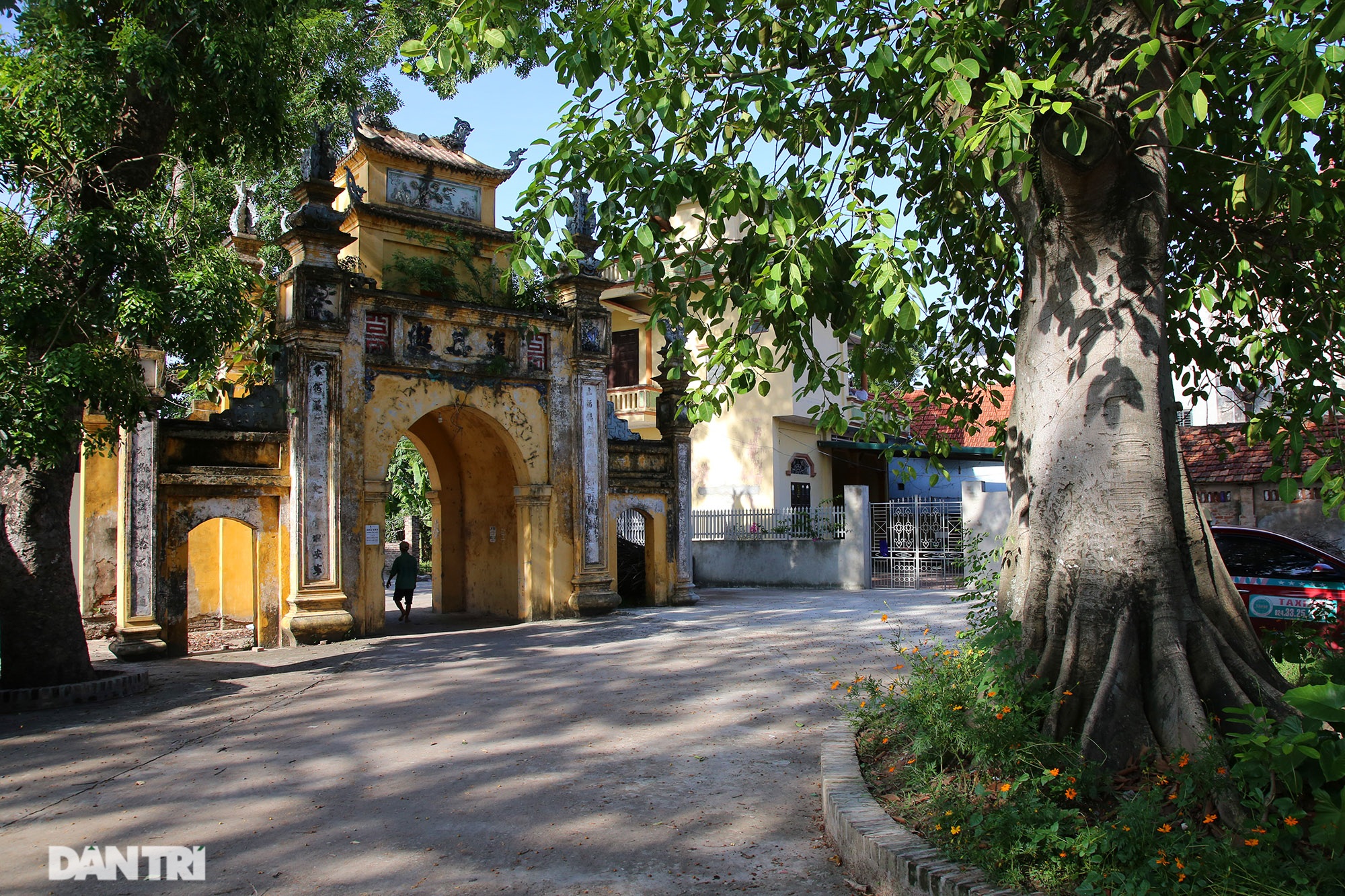 Những cổng làng tuyệt đẹp còn lại ở nông thôn miền Bắc - 16 Những cổng làng tuyệt đẹp còn lại ở nông thôn miền Bắc - 16