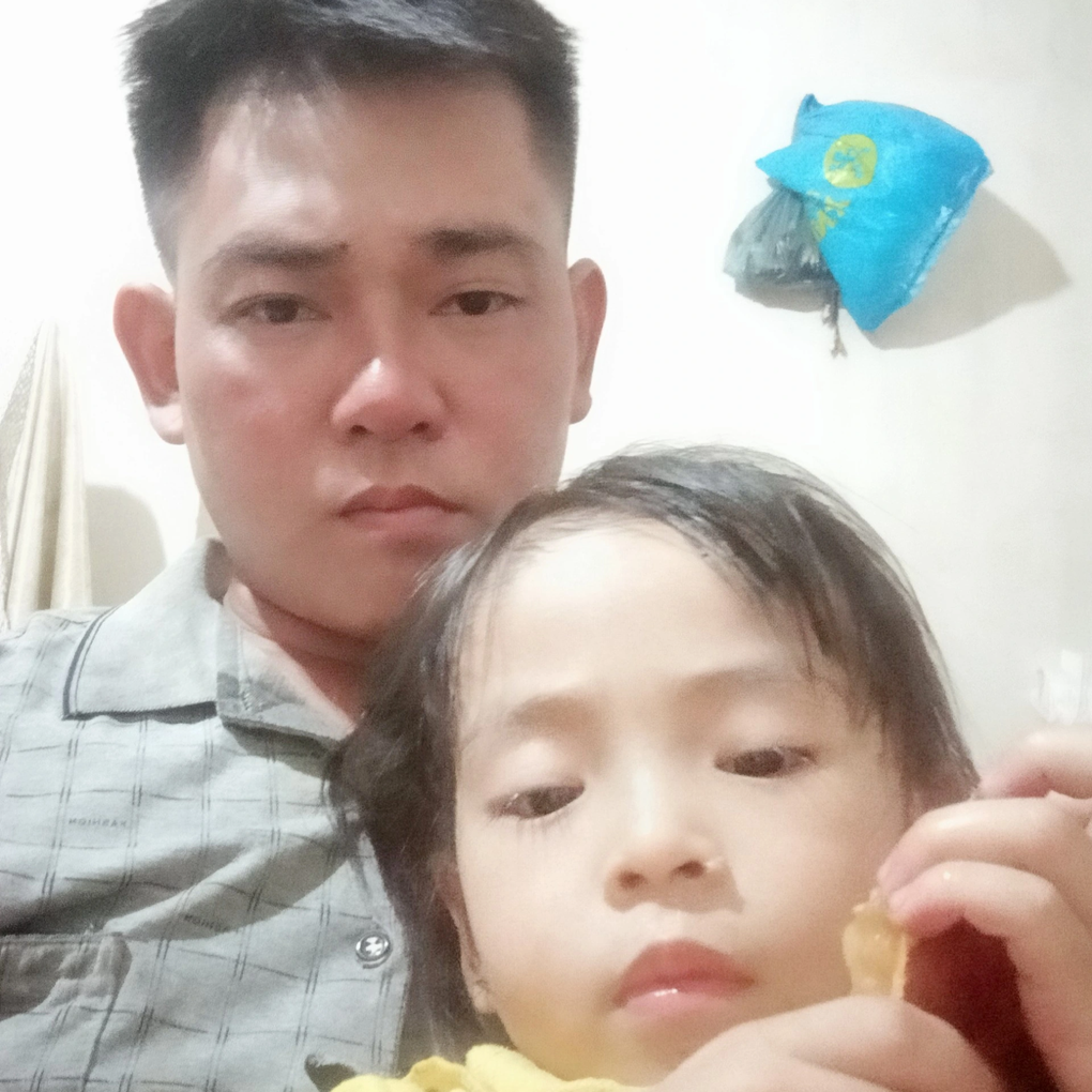 Người hùng nông dân cứu 4 người trong vụ lật thuyền ở Hà Giang - 2 Người hùng nông dân cứu 4 người trong vụ lật thuyền ở Hà Giang - 2