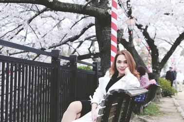 Mỹ Tâm xinh tươi tại xứ sở hoa anh đào
