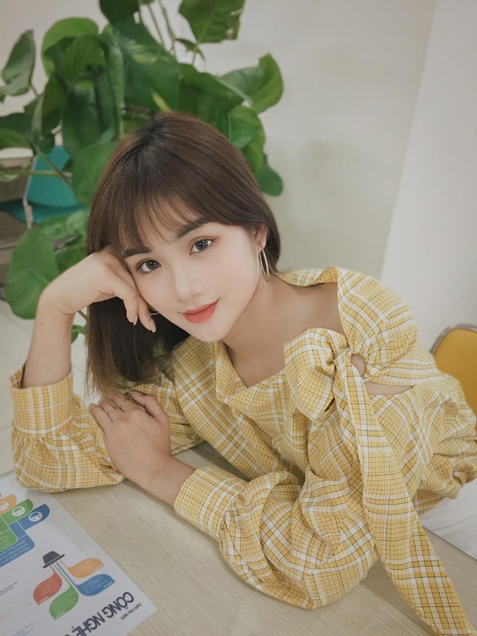 Hot girl 9 năm luyện võ giành 16 HCV, muốn trở thành MC chuyên nghiệp - 6 Hot girl 9 năm luyện võ giành 16 HCV, muốn trở thành MC chuyên nghiệp - 6