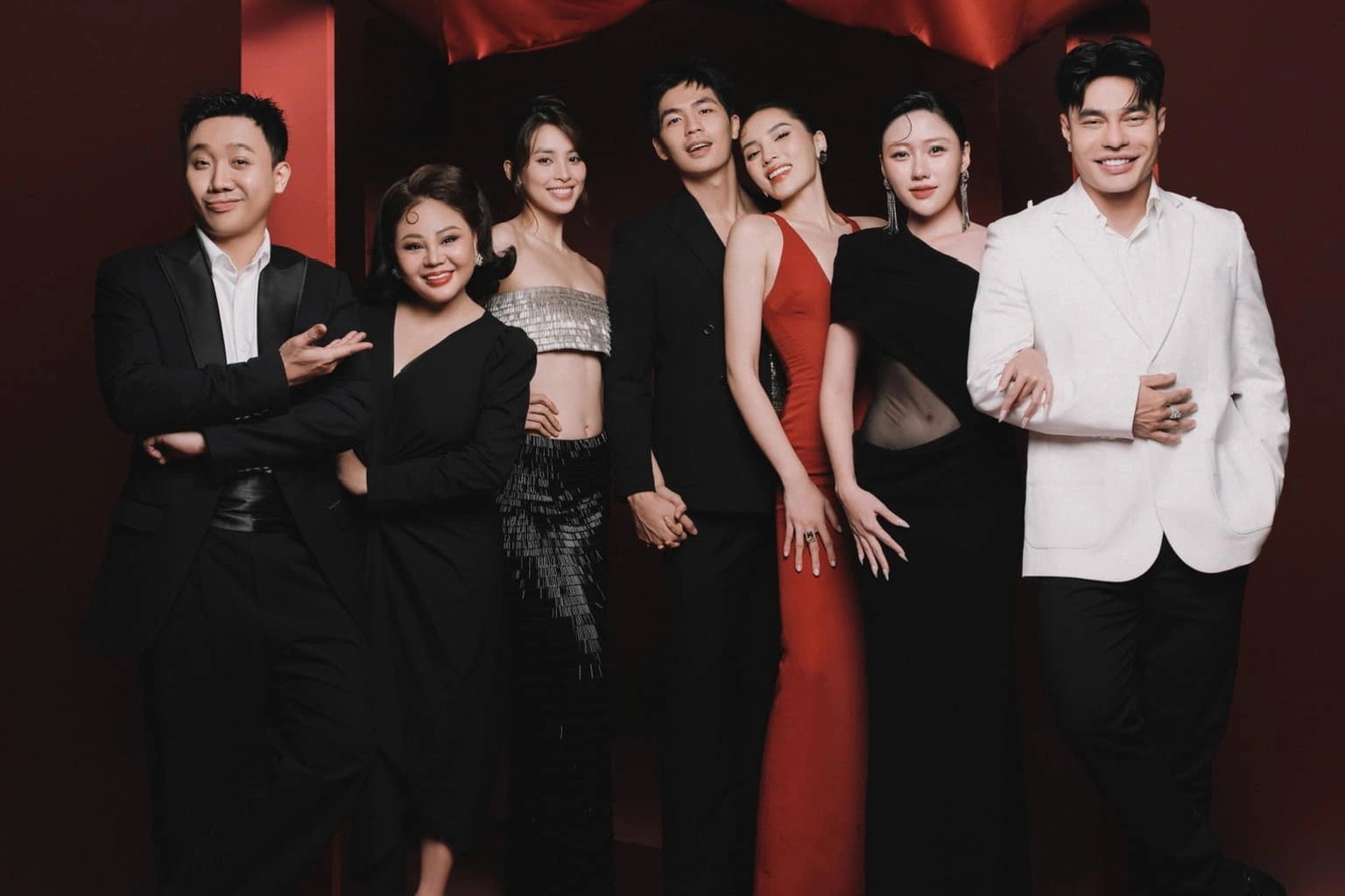 Người đẹp ồ ạt đóng phim: Tết này, ra rạp là gặp hoa hậu! - 7 Người đẹp ồ ạt đóng phim: Tết này, ra rạp là gặp hoa hậu! - 7