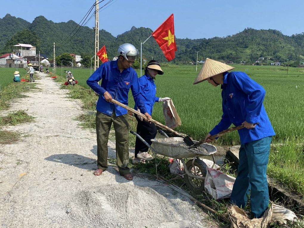 Lạng Sơn: Nông thôn mới lan tỏa từ sức dân và sự đổi thay toàn diện - 1
