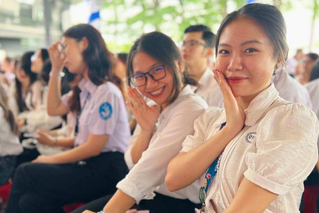 Nữ sinh viên đại học muốn mang bầu cho rồi để... bỏ học - 2 Nữ sinh viên đại học muốn mang bầu cho rồi để... bỏ học - 2