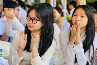 10 trường THPT công lập có tỷ lệ chọi dưới 1: Cứ đăng ký là đỗ?