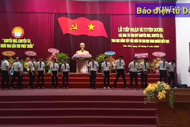 Lễ tuyên dương và tiếp nhận Quỹ Khuyến học, khuyến tài TP Cần Thơ