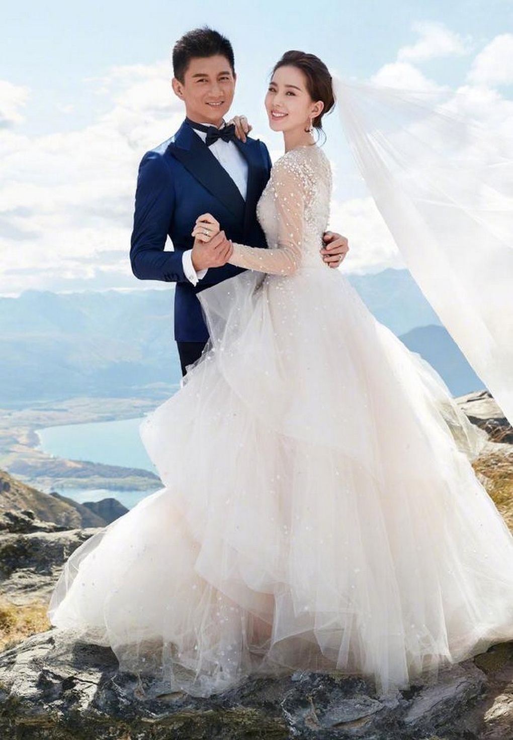 Lưu Thi Thi tái xuất sau hai năm ở ẩn - 5 Lưu Thi Thi tái xuất sau hai năm ở ẩn - 5