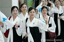 ‘Đội quân sắc đẹp’ Triều Tiên đồng ý cổ vũ cho VĐV Hàn Quốc