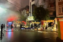 Cận cảnh hiện trường vụ hỏa hoạn khiến 3 người trong một gia đình tử vong