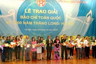 Trao 92 giải báo chí toàn quốc 1.000 năm Thăng Long
