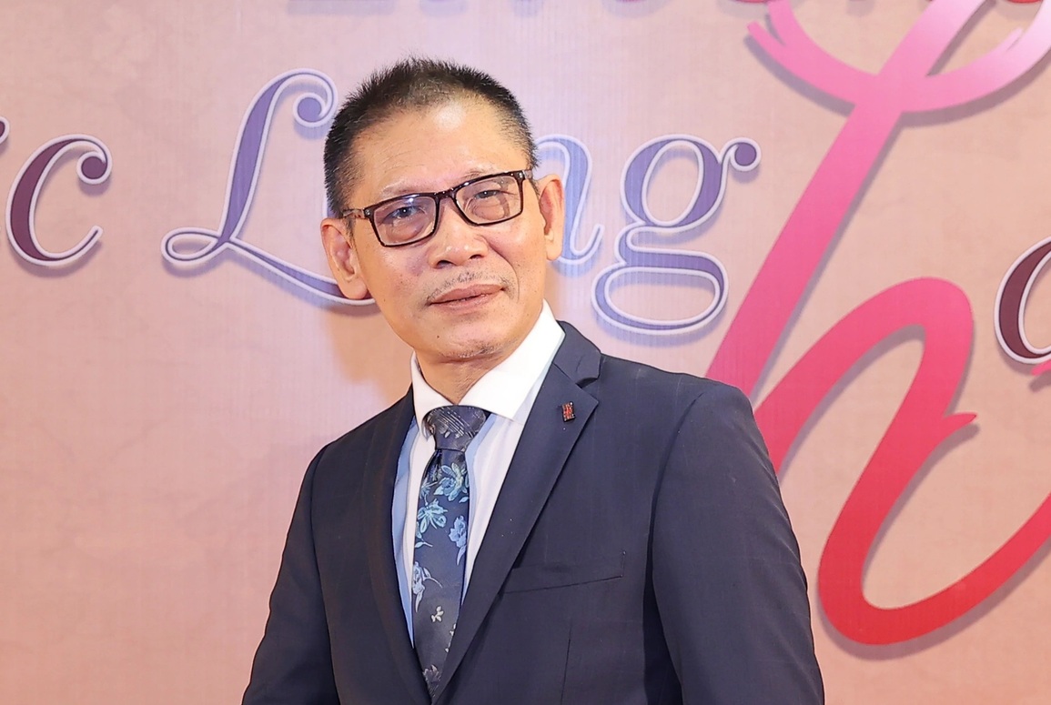 NSƯT Đức Long: Làm nghề hát mà giàu có đúng nghĩa khó lắm - 1 NSƯT Đức Long: Làm nghề hát mà giàu có đúng nghĩa khó lắm - 1