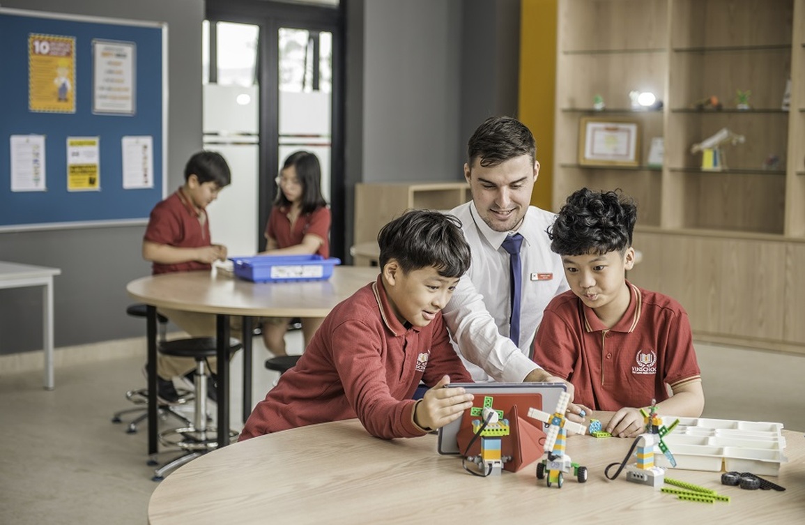 Vinschool the Harmony, Times City và Central Park đạt giám định CIS - 2 Vinschool the Harmony, Times City và Central Park đạt giám định CIS - 2