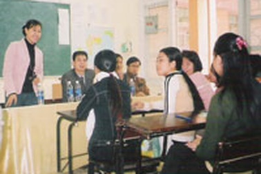 Ngày hội tư vấn việc làm của trường ĐHKHXH&NV