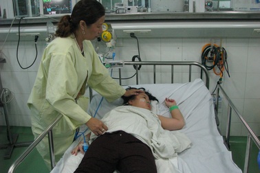 Đà Nẵng hỗ trợ con của nạn nhân vụ lật tàu 200 triệu đồng