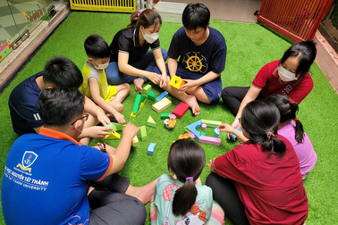 "Chữa lành" đang rất hấp dẫn, chọn học đại học ngành gì để làm nghề này?