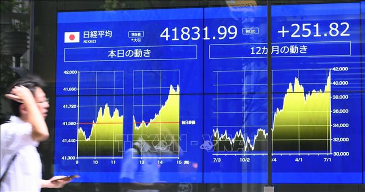 Ông Trump hoãn áp thuế 90 ngày, chứng khoán châu Á đồng loạt khởi sắc