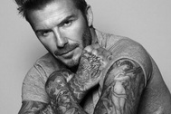 David Beckham lại khiến fan nữ "lao đao" vì quá đẹp trai