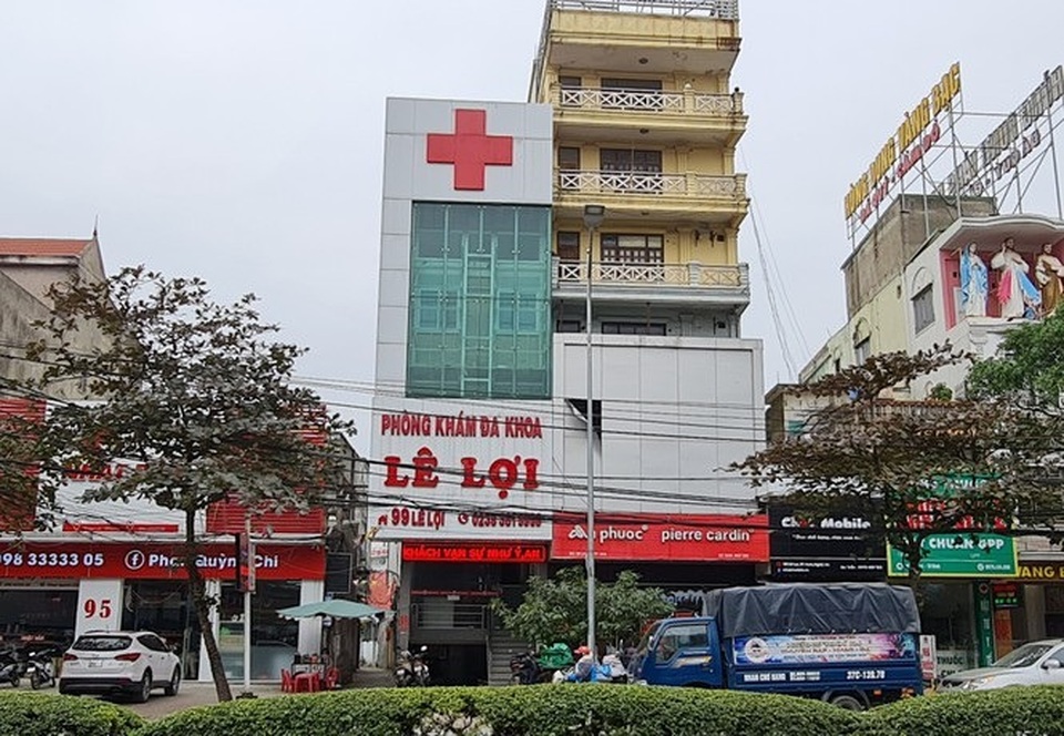 Bộc lộ nhiều sai phạm, Phòng khám tư nhân bị tước giấy phép hoạt động - 1 Bộc lộ nhiều sai phạm, Phòng khám tư nhân bị tước giấy phép hoạt động - 1