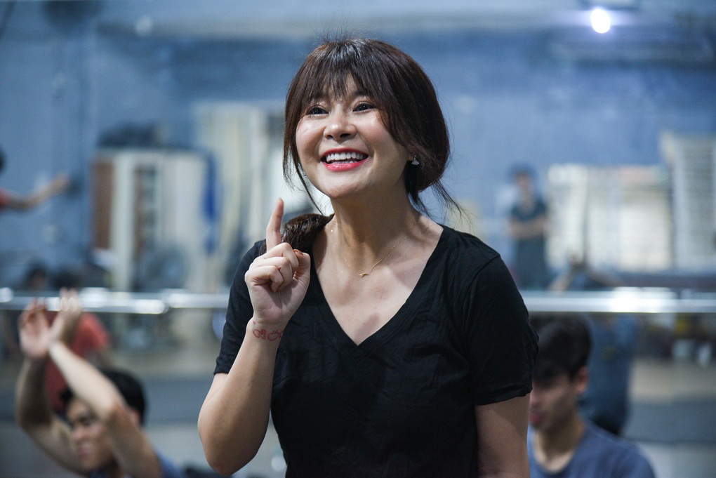 NSƯT Kim Oanh: Mấy ai chơi nghề được như tôi - 2 NSƯT Kim Oanh: Mấy ai chơi nghề được như tôi - 2