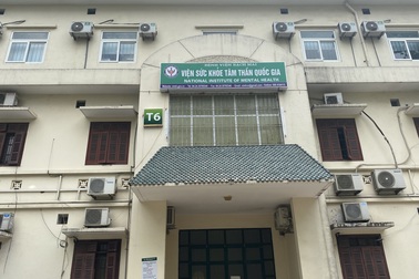 BV Bạch Mai lý giải vì sao điện não video 12 tiếng chỉ làm trong… 40 phút