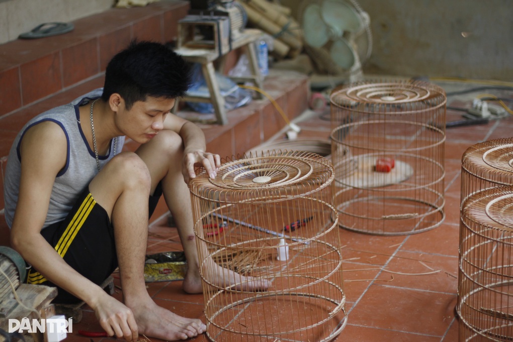 Làng xây nhà cho chim, xuất 3000 cái/ngày, thợ làm không hết việc - 5 Làng xây nhà cho chim, xuất 3000 cái/ngày, thợ làm không hết việc - 5