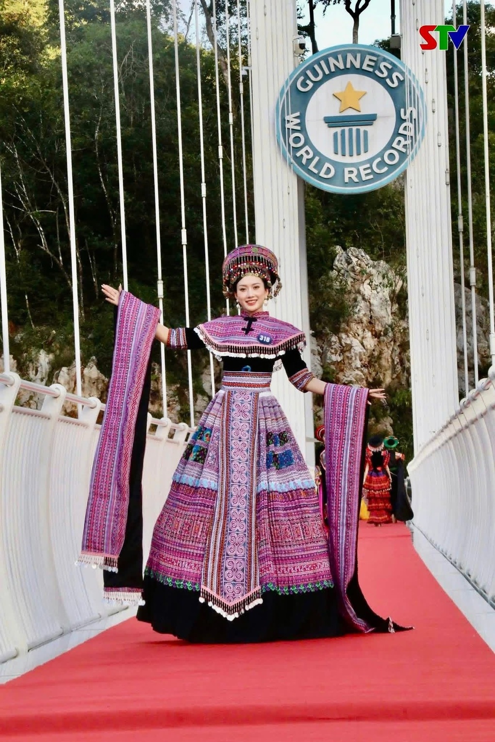 Nhan sắc cô gái dân tộc Thái trắng đoạt giải Á hậu Du lịch Dân tộc Việt Nam - 2 Nhan sắc cô gái dân tộc Thái trắng đoạt giải Á hậu Du lịch Dân tộc Việt Nam - 2