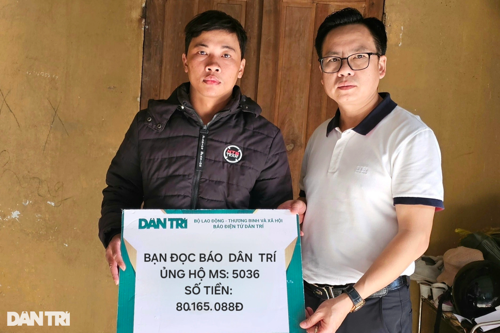 Hơn 160 triệu đồng đến với người bố bạo bệnh - 1 Hơn 160 triệu đồng đến với người bố bạo bệnh - 1