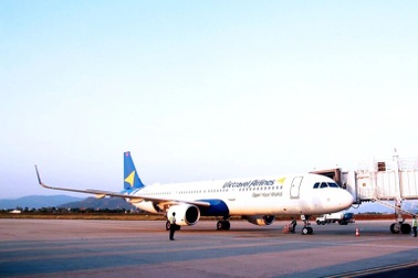 Ghế máy bay của Vietravel Airlines bị rách