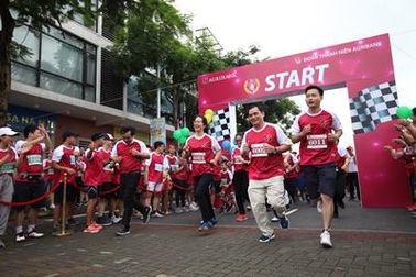 Sôi động giải chạy gây quỹ từ thiện của đoàn viên Thanh niên Agribank “Kết nối tuổi trẻ - Chung tay vì cộng đồng”