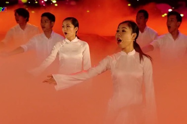 Màu hoa đỏ - nhạc sỹ Thuận Yến