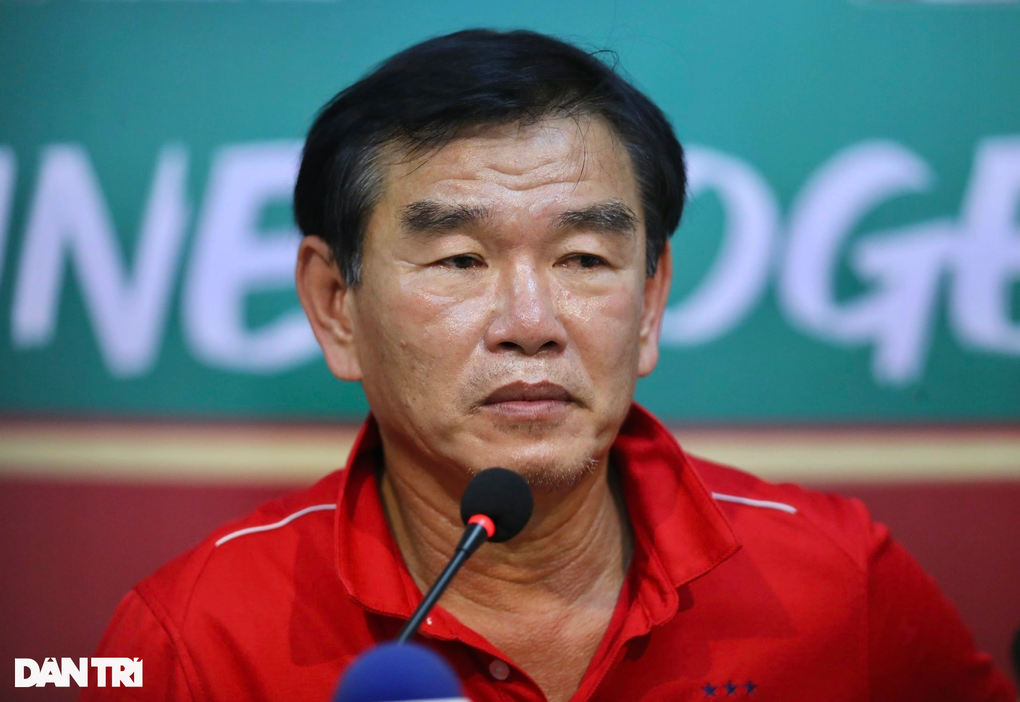 HLV Phan Thanh Hùng: U22 Việt Nam muốn vô địch phải thắng Thái Lan - 1 HLV Phan Thanh Hùng: U22 Việt Nam muốn vô địch phải thắng Thái Lan - 1